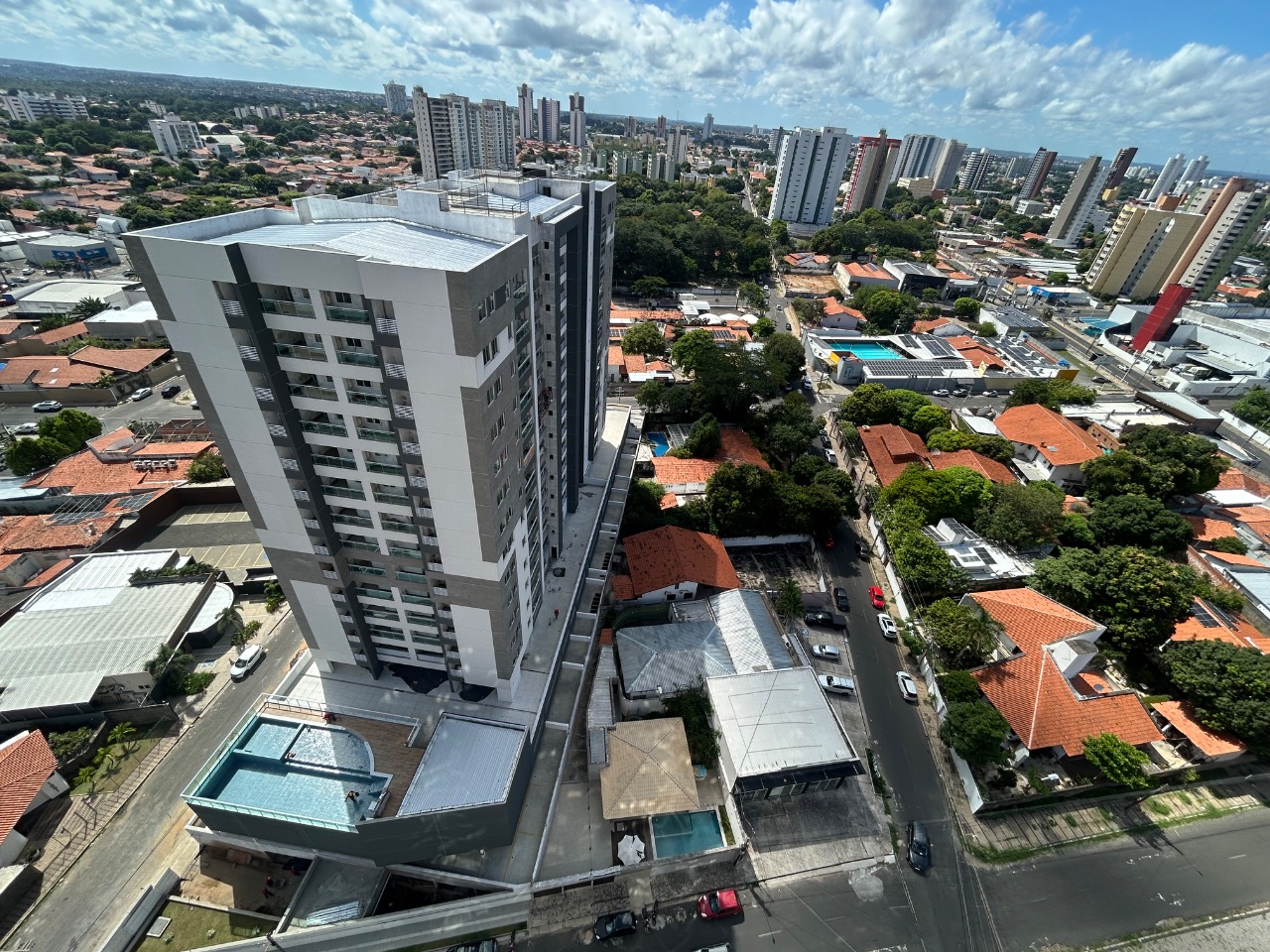 Apartamento à venda com 3 quartos, 140m² - Foto 5