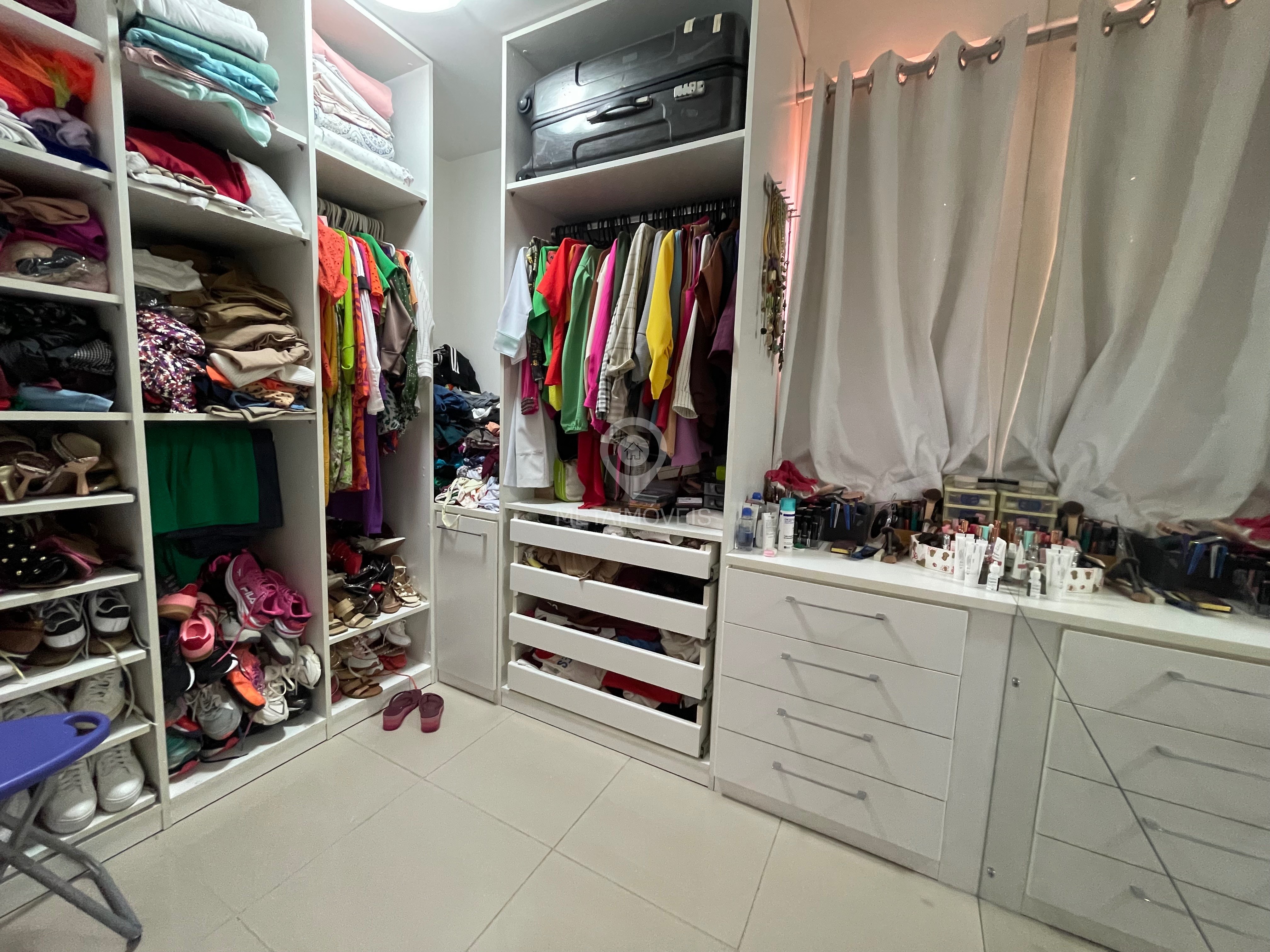 Casa de Condomínio à venda com 4 quartos, 228m² - Foto 12