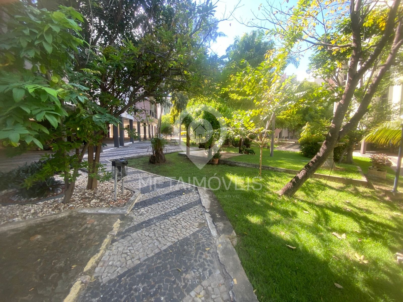 Apartamento à venda com 3 quartos, 92m² - Foto 10