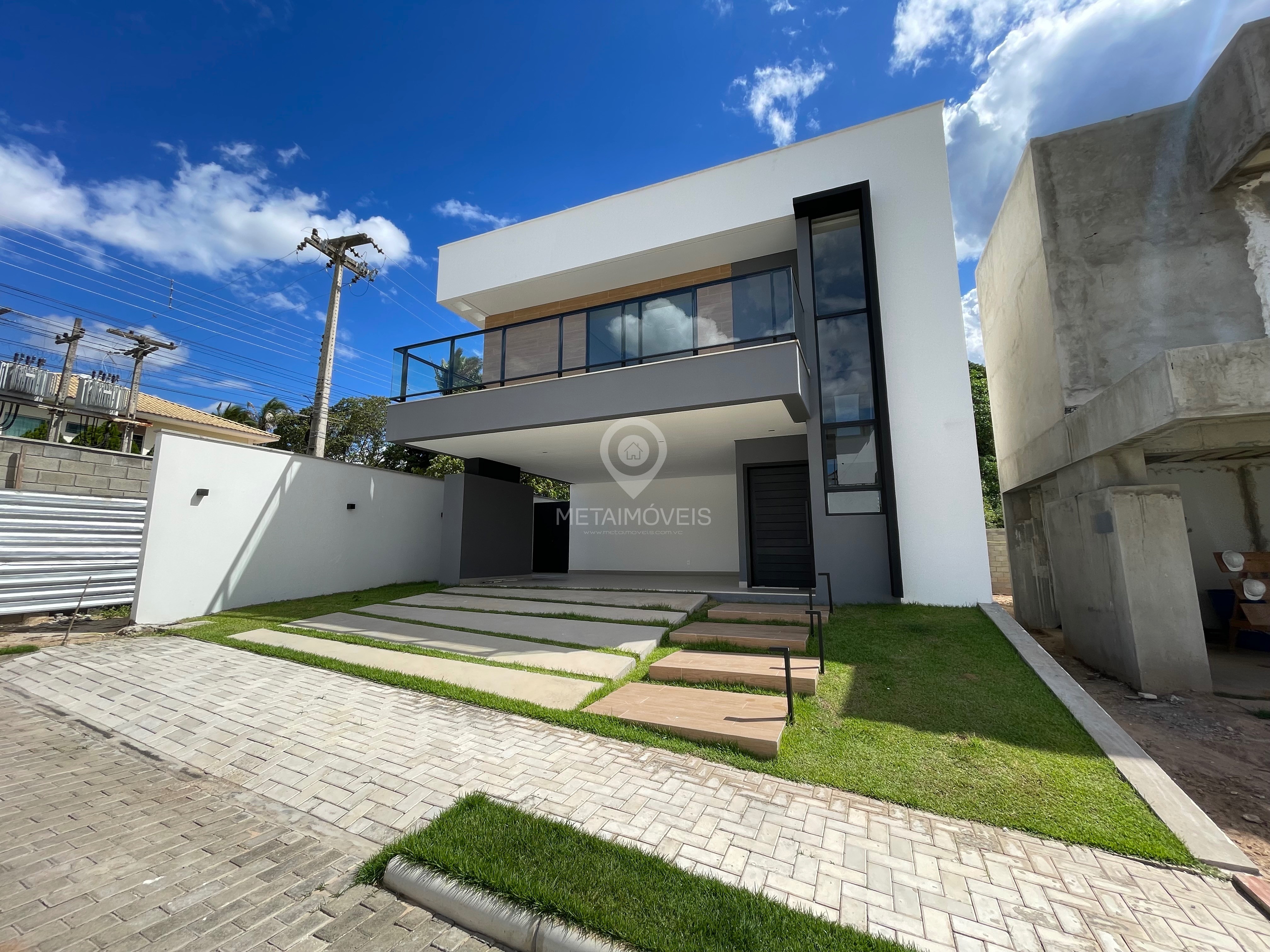 Casa de Condomínio à venda com 4 quartos, 185m² - Foto 2
