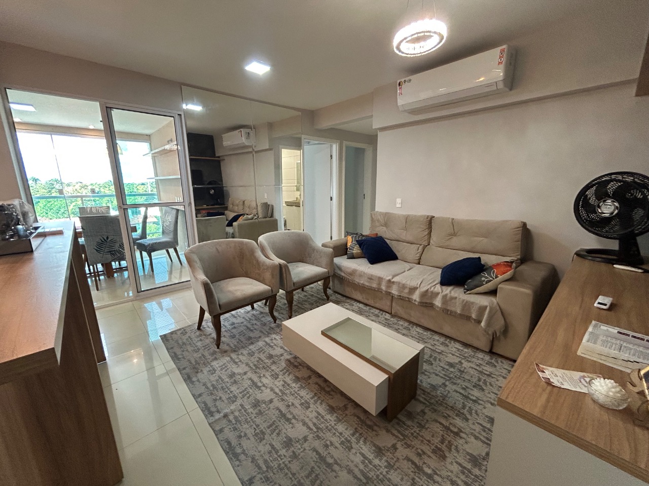 Apartamento à venda com 3 quartos, 71m² - Foto 1