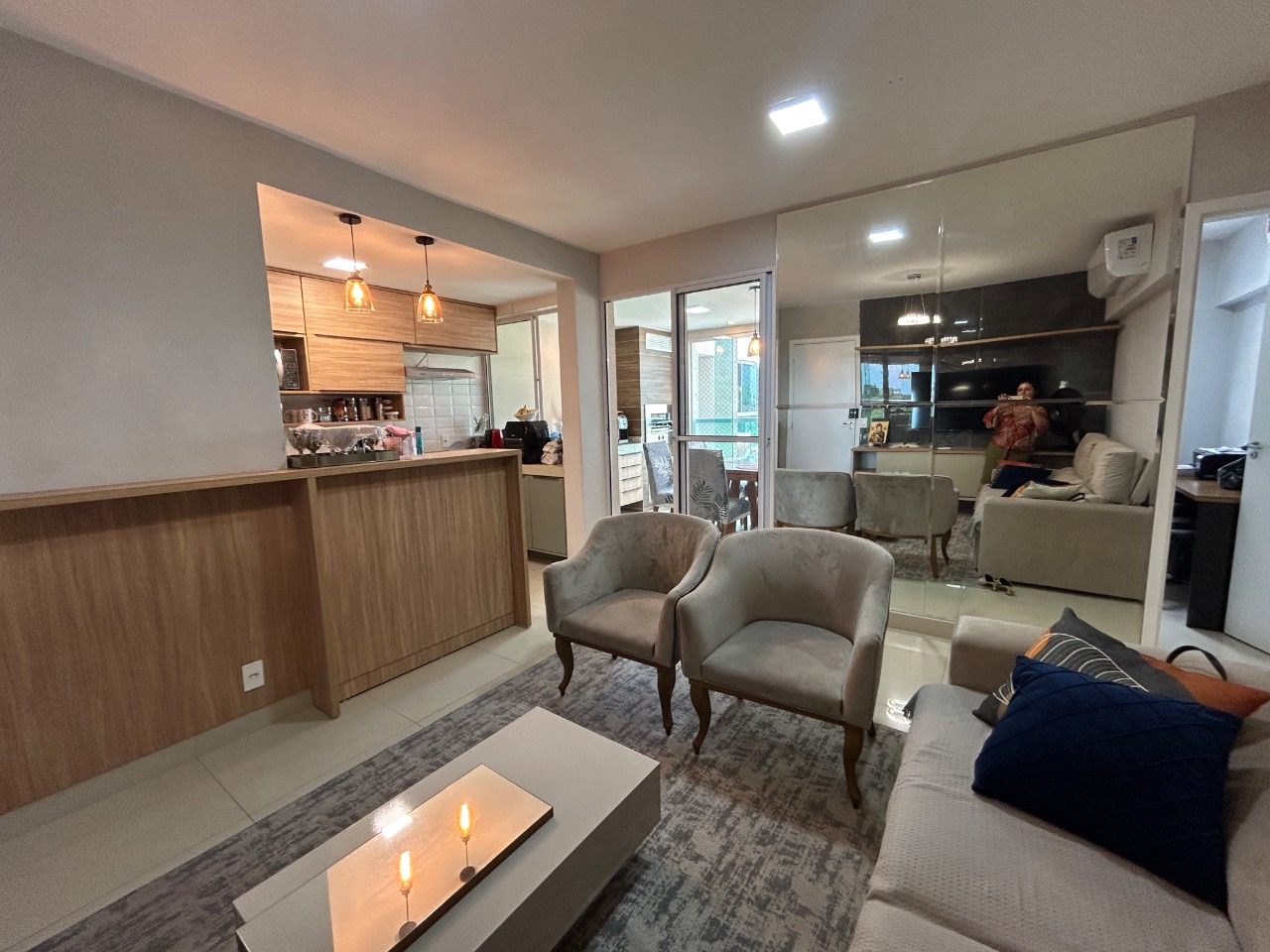 Apartamento à venda com 3 quartos, 71m² - Foto 2