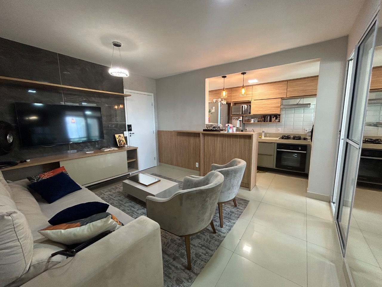Apartamento à venda com 3 quartos, 71m² - Foto 3
