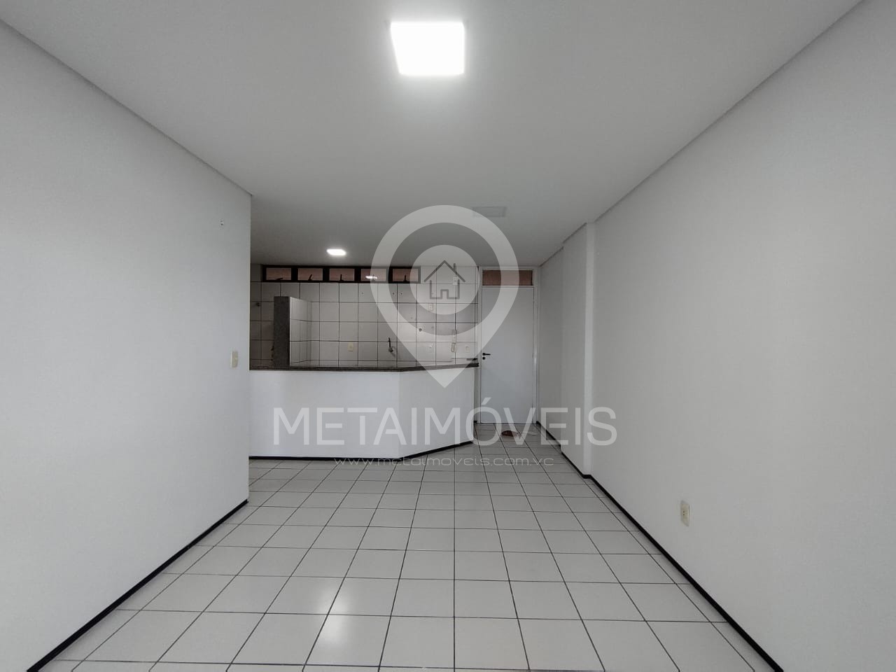 Apartamento para alugar com 1 quarto, 64m² - Foto 2