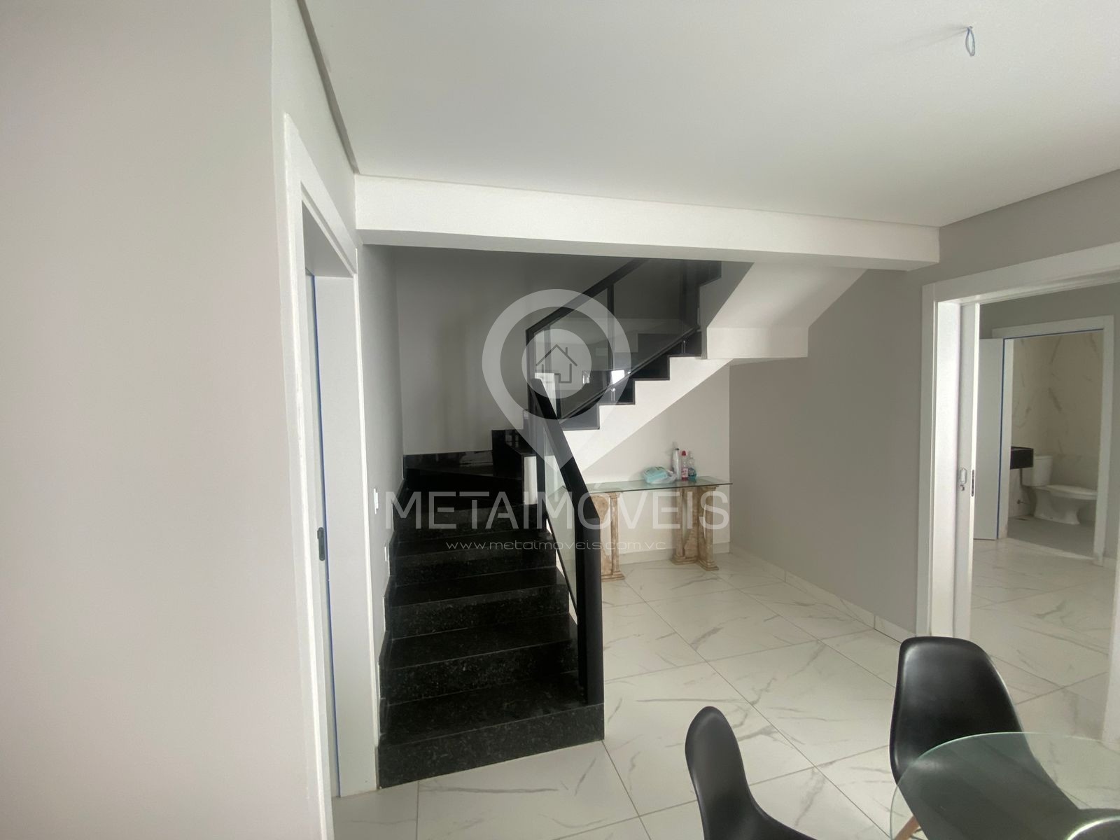 Casa à venda com 3 quartos, 156m² - Foto 3