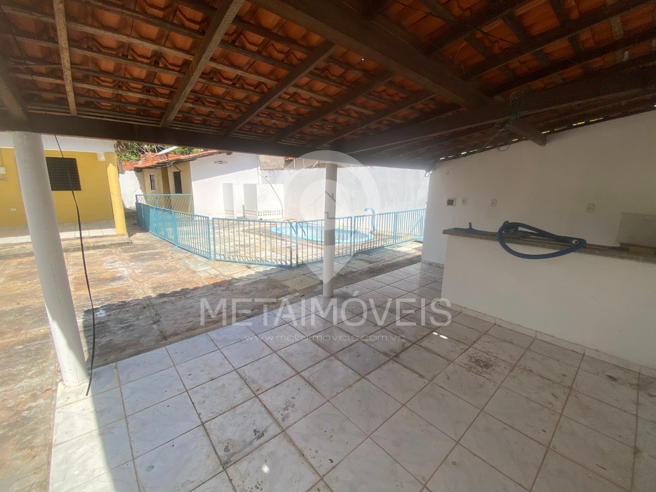 Casa à venda com 3 quartos, 600m² - Foto 24