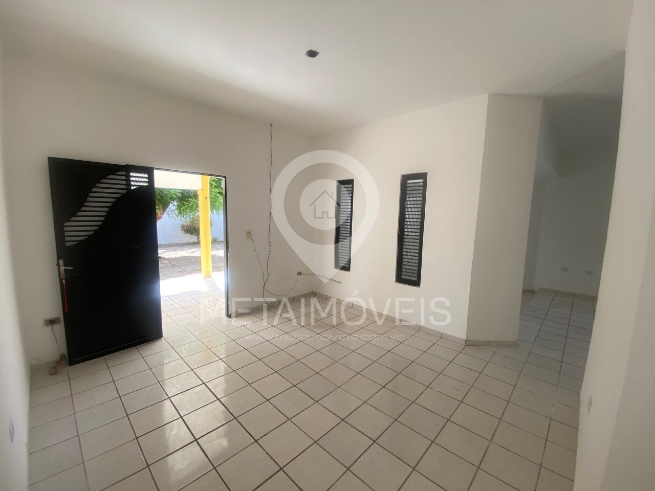 Casa à venda com 3 quartos, 600m² - Foto 6