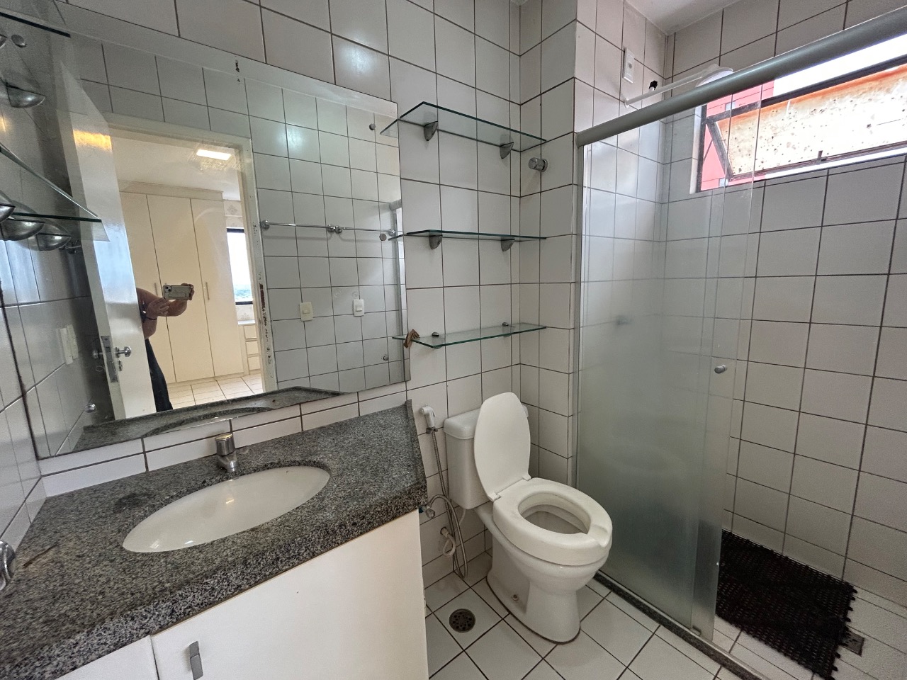 Apartamento para alugar com 3 quartos, 125m² - Foto 26