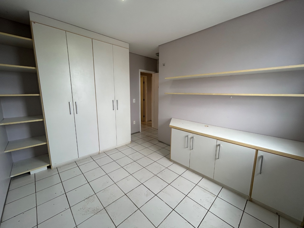 Apartamento para alugar com 3 quartos, 125m² - Foto 18