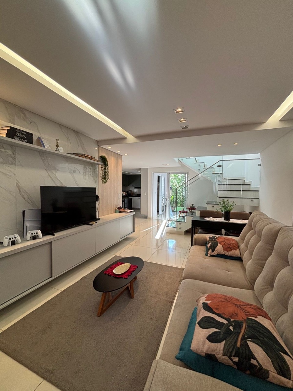 Casa de Condomínio, 4 quartos - Foto 1