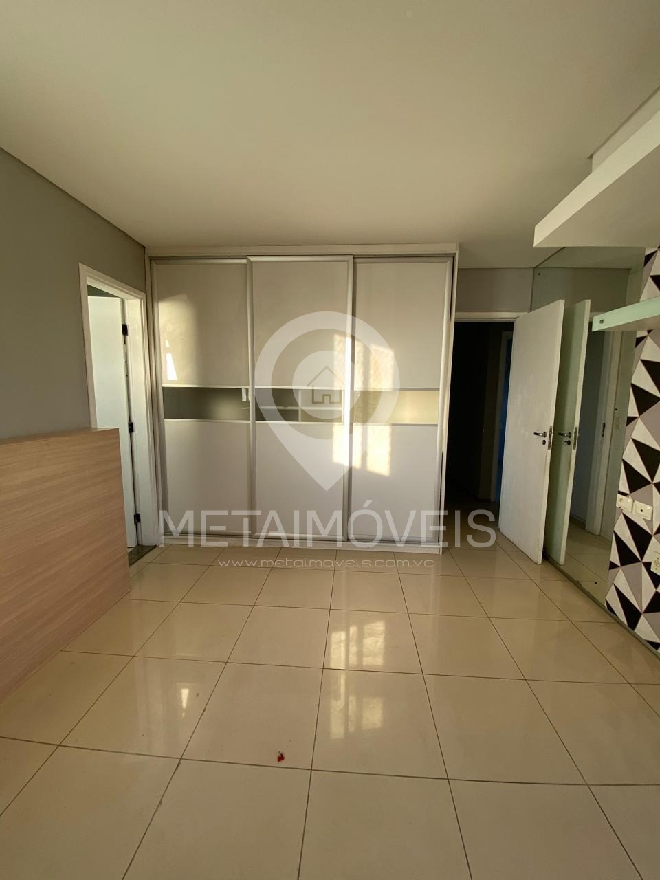 Apartamento para alugar com 3 quartos, 103m² - Foto 4