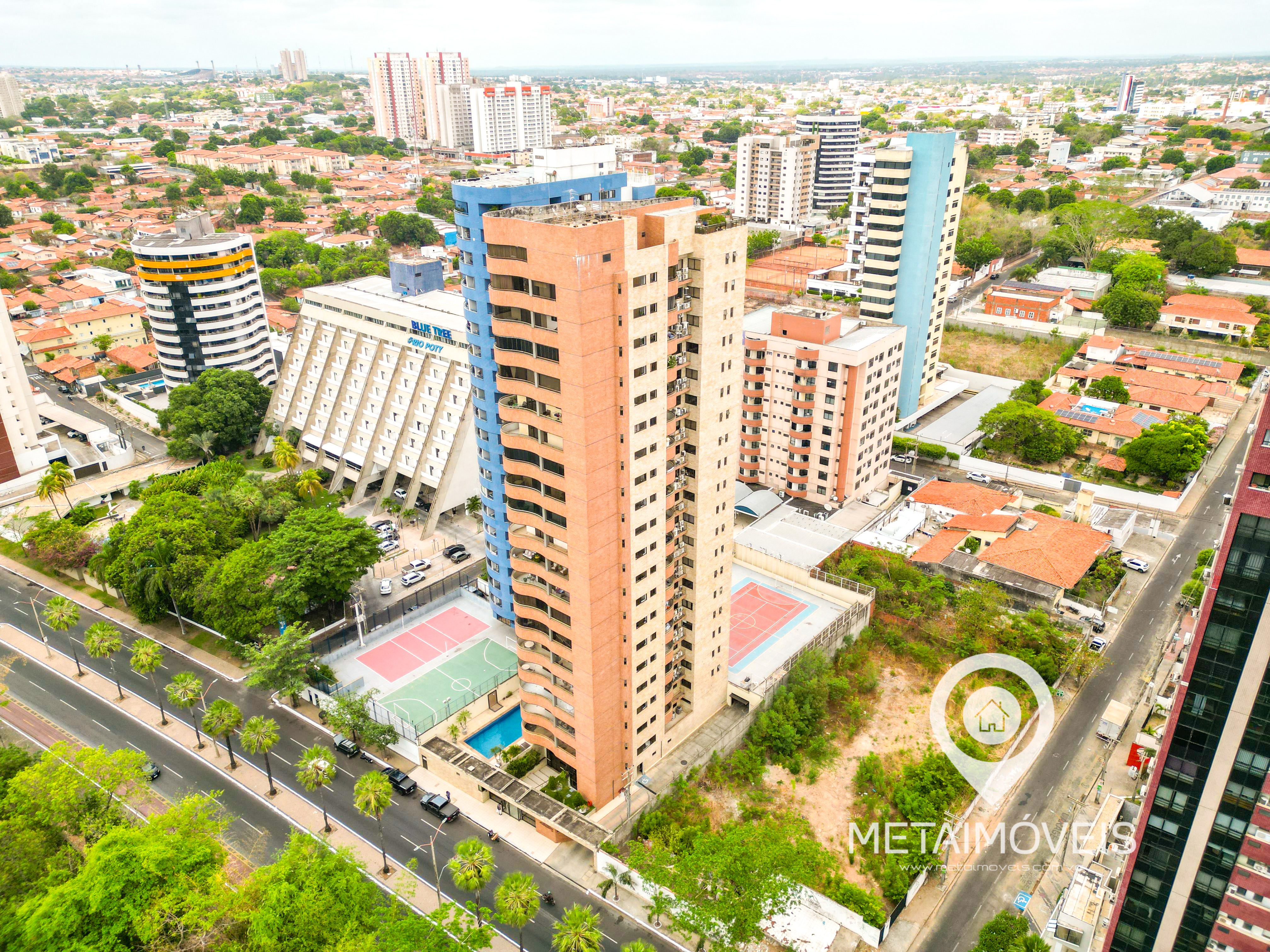 Apartamento, 4 quartos, 280 m² - Foto 1