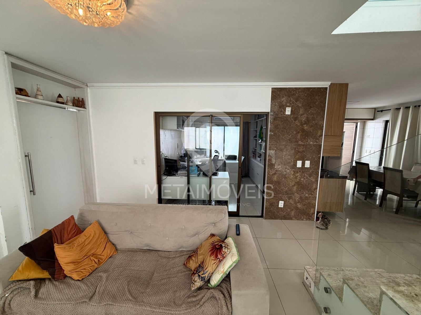 Casa, 4 quartos, 211 m² - Foto 2