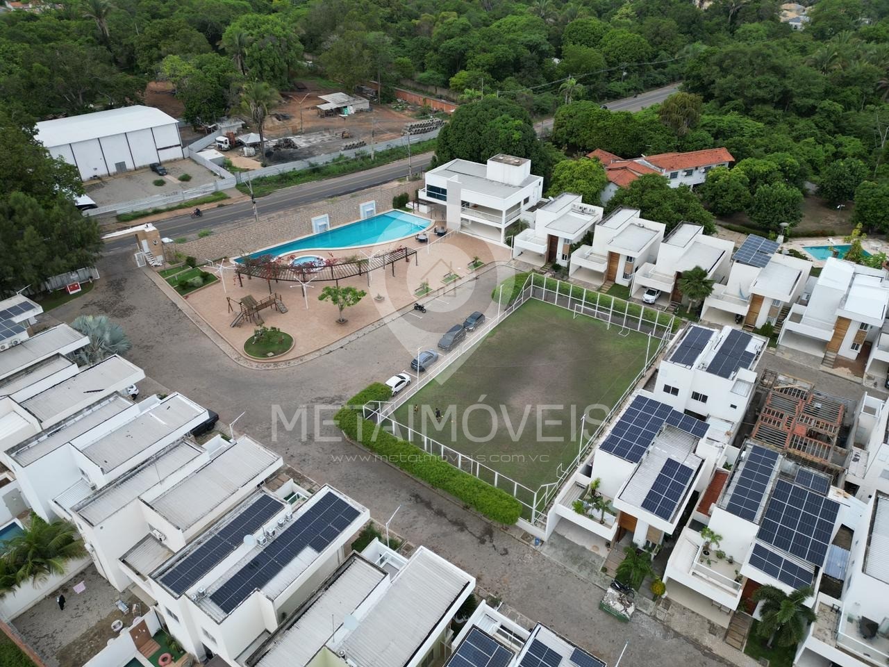 Casa, 4 quartos, 171 m² - Foto 1