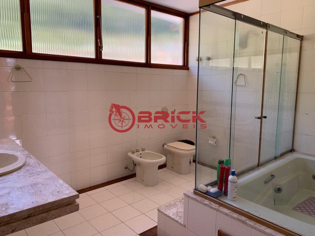 Casa para Alugar  à venda em Iucas, Teresópolis - RJ - Foto 5