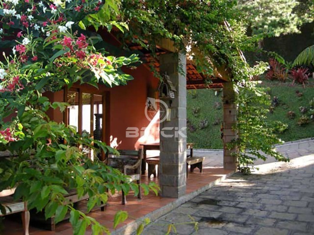 Casa para Alugar  à venda em Parque do Imbui, Teresópolis - RJ - Foto 6
