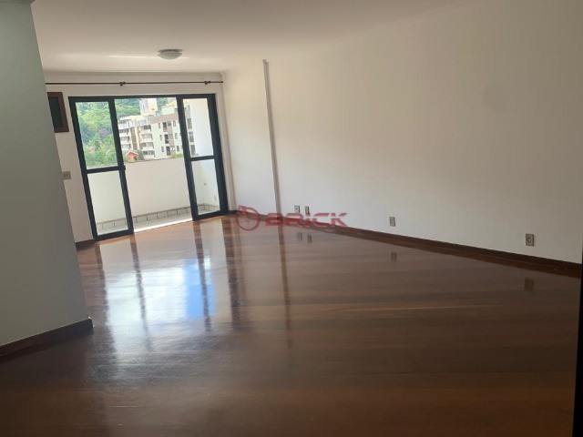 Apartamento à venda e aluguel com 2 quartos, 100m² - Foto 4