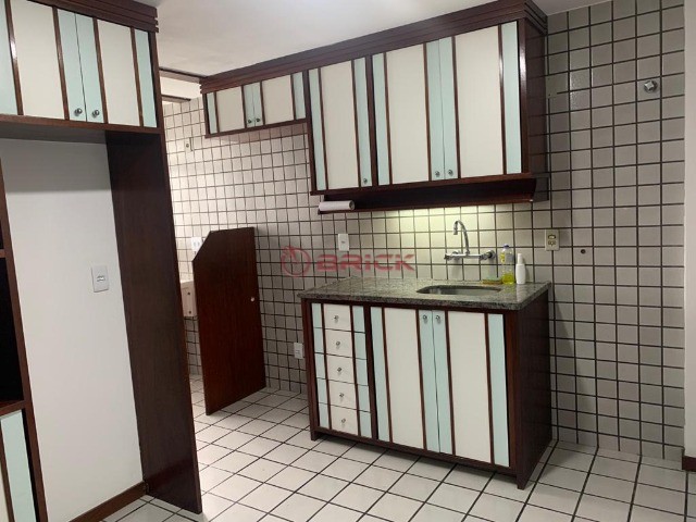 Apartamento à venda e aluguel com 2 quartos, 100m² - Foto 7