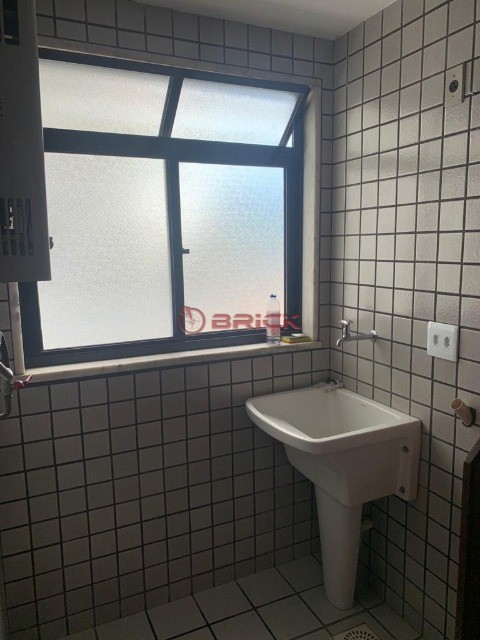 Apartamento à venda e aluguel com 2 quartos, 100m² - Foto 16