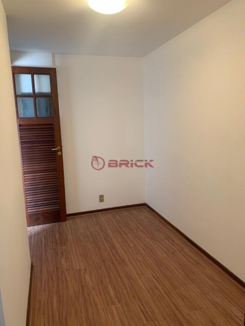 Apartamento à venda e aluguel com 2 quartos, 100m² - Foto 17