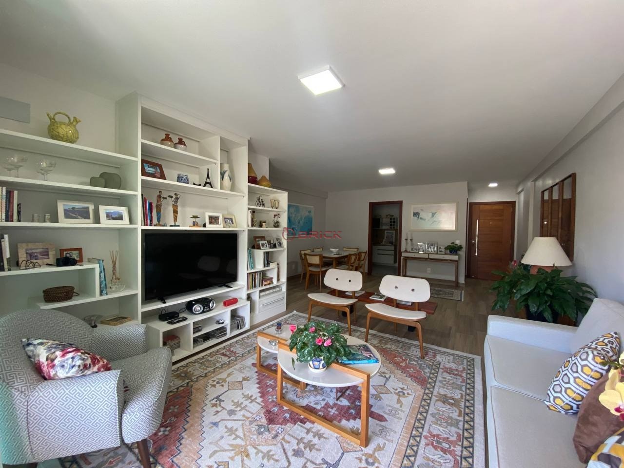 Apartamento à venda com 3 quartos, 138m² - Foto 7