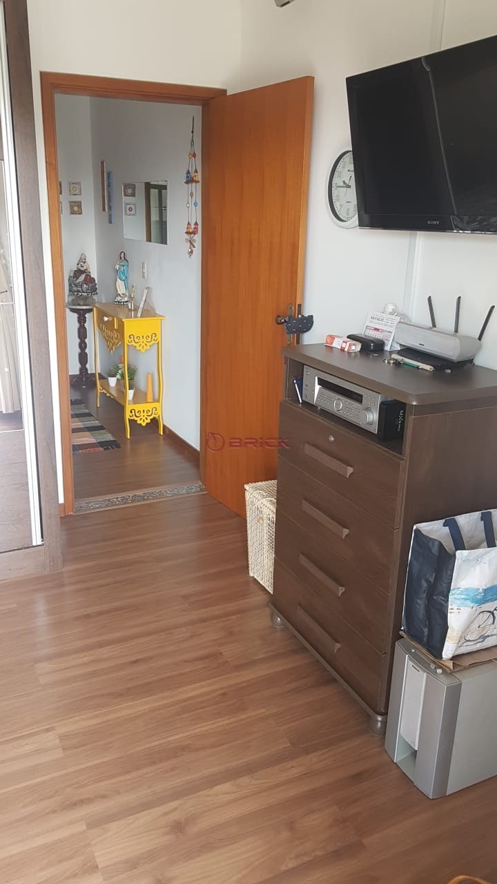 Casa à venda com 3 quartos, 79m² - Foto 8