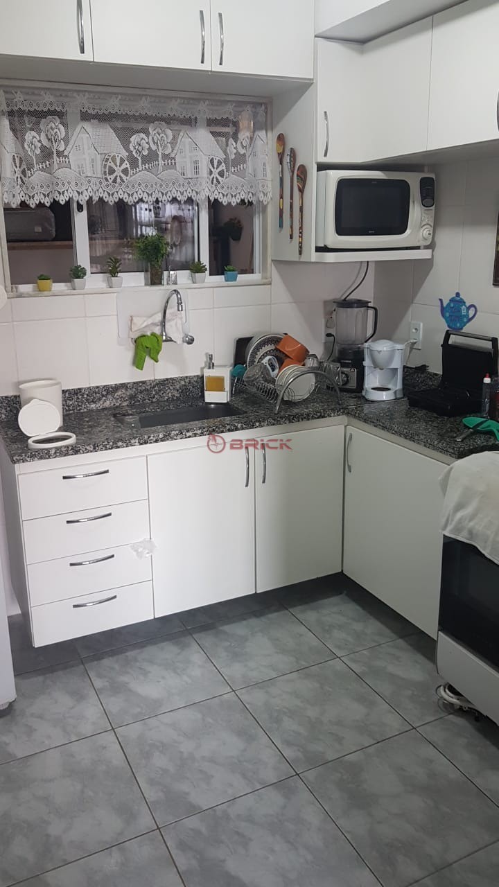 Casa à venda com 3 quartos, 79m² - Foto 14