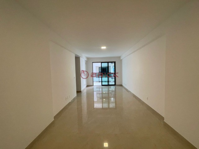 Apartamento à venda com 2 quartos, 93m² - Foto 3