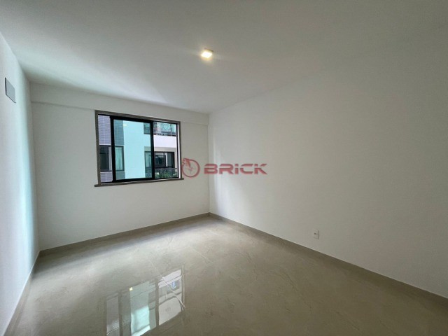 Apartamento à venda com 2 quartos, 93m² - Foto 7