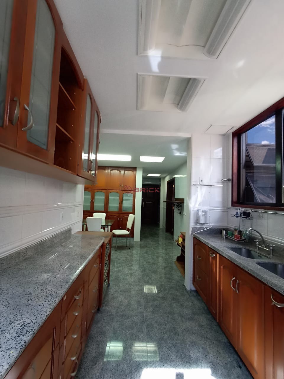 Apartamento para alugar com 3 quartos, 220m² - Foto 21