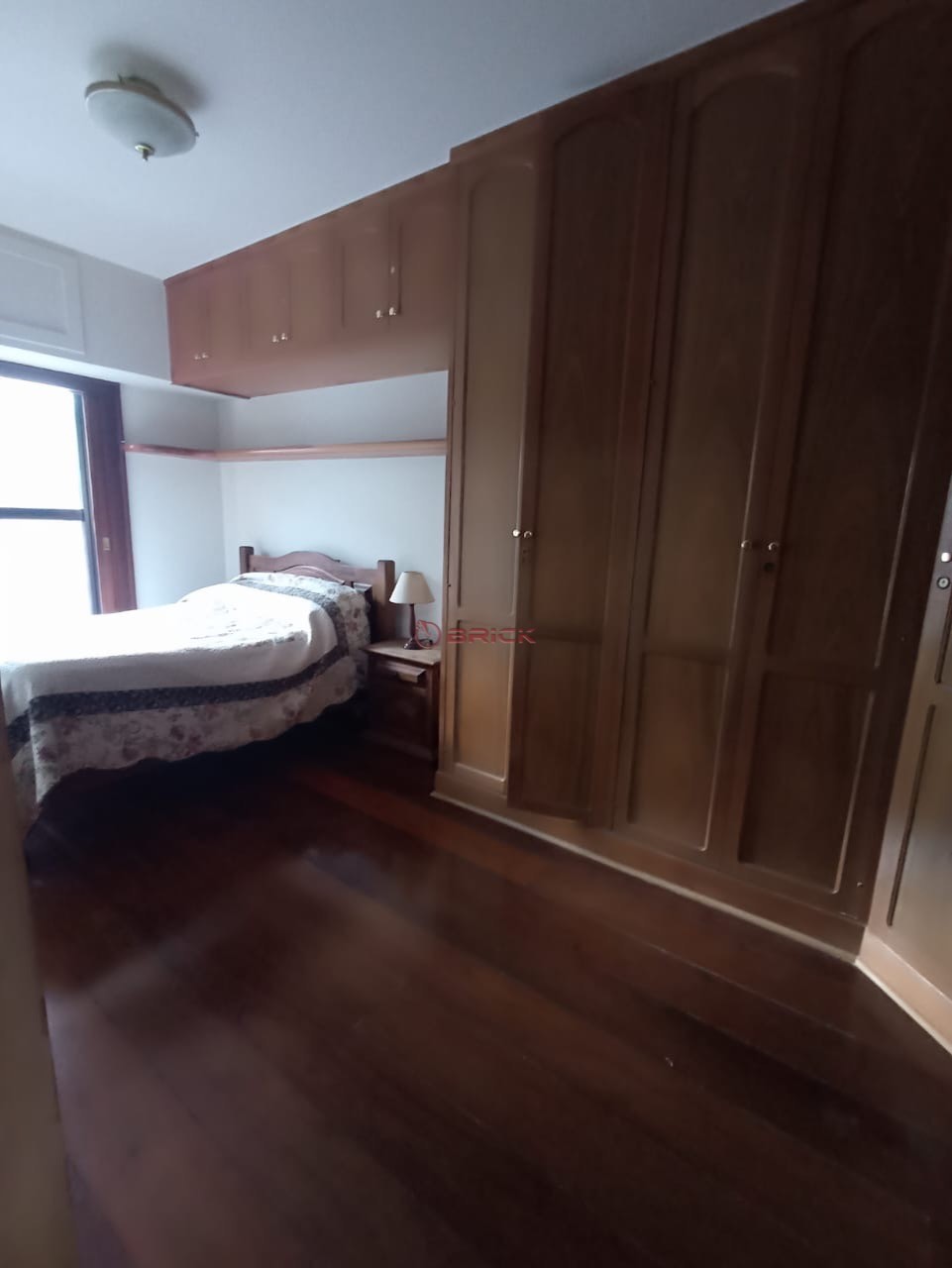 Apartamento para alugar com 3 quartos, 220m² - Foto 12