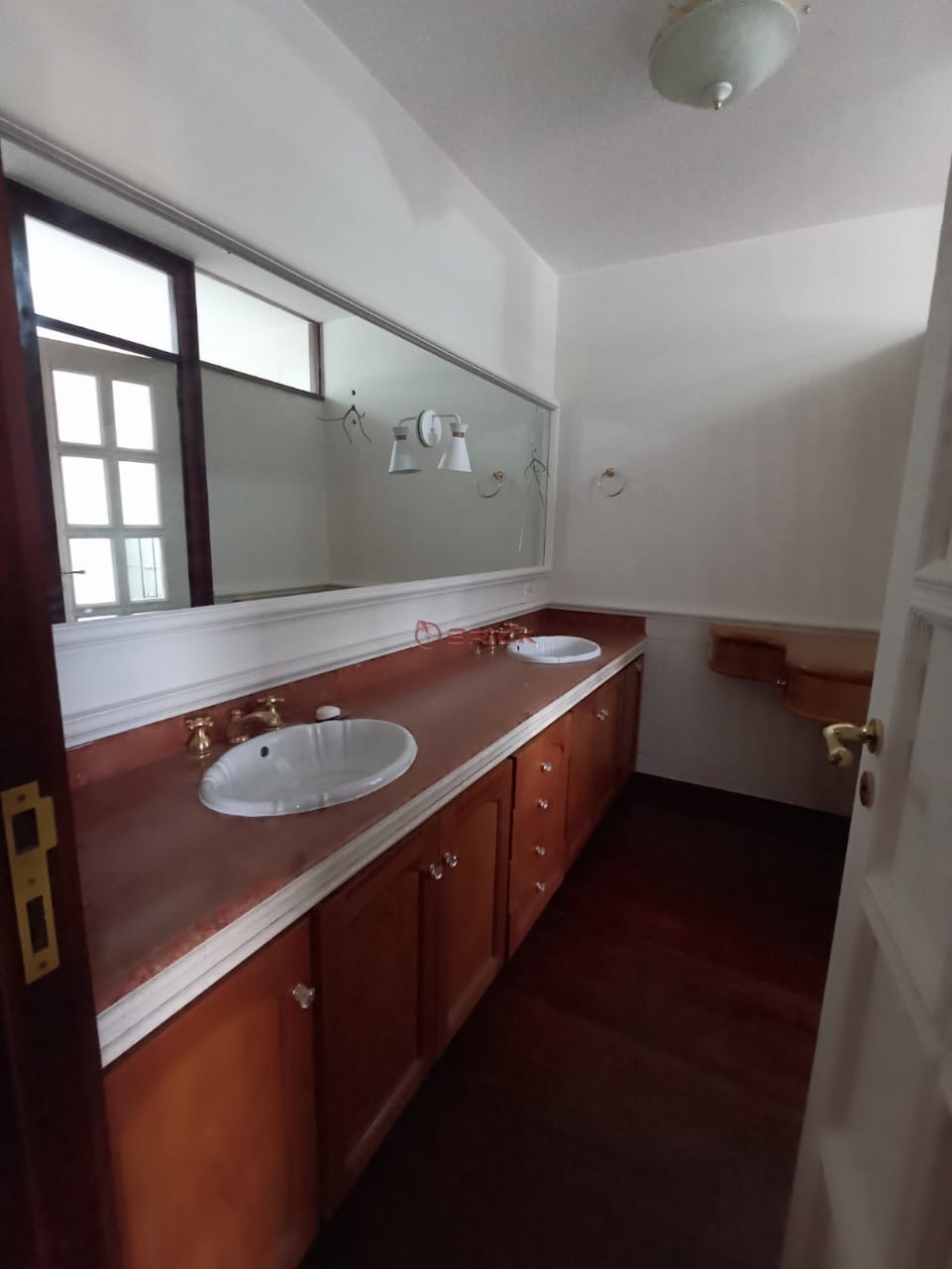 Apartamento para alugar com 3 quartos, 220m² - Foto 16