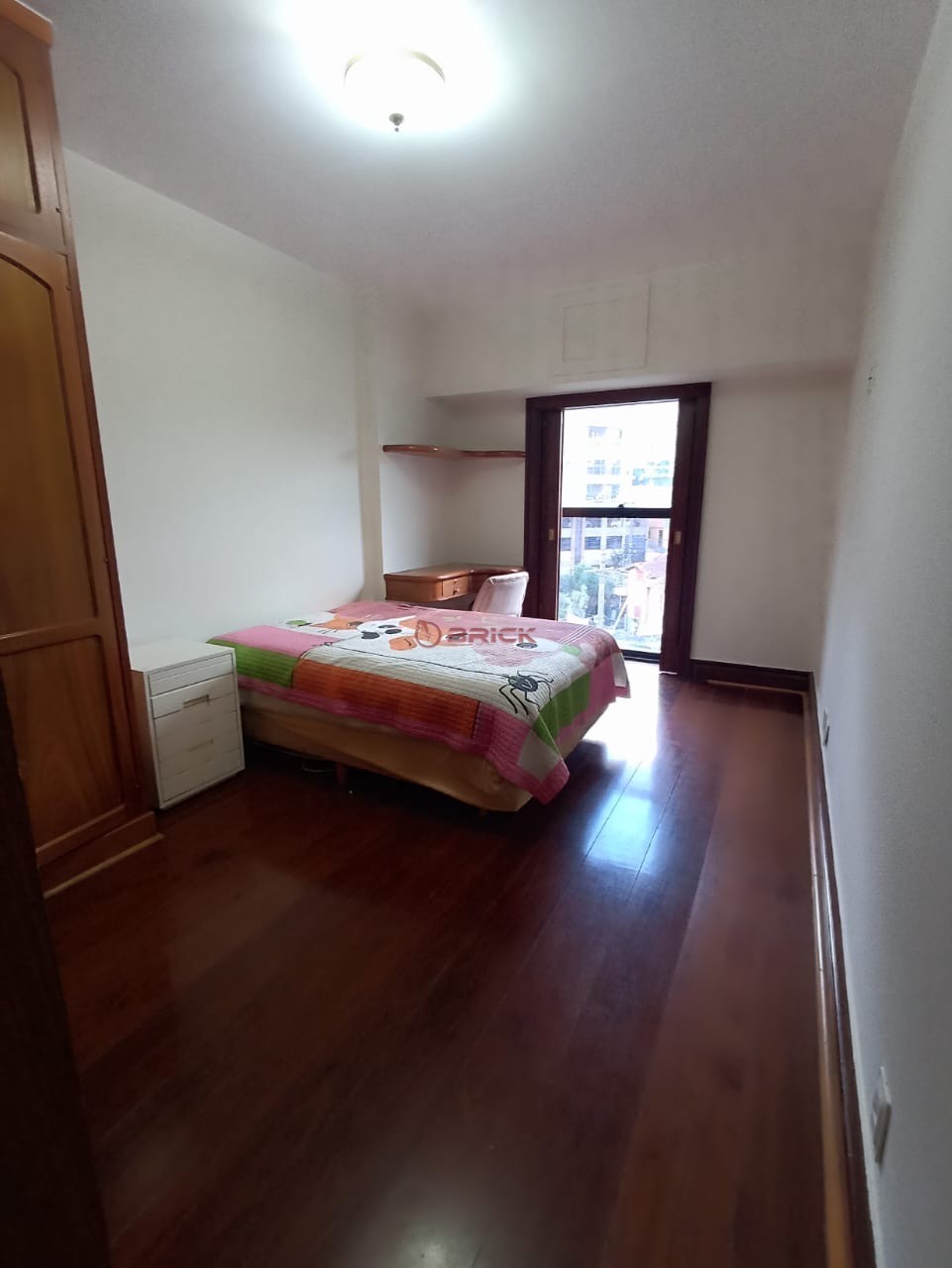 Apartamento para alugar com 3 quartos, 220m² - Foto 11