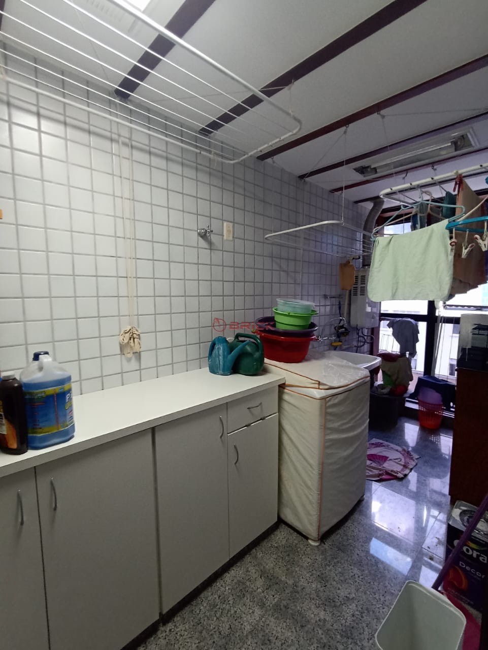 Apartamento para alugar com 3 quartos, 220m² - Foto 27