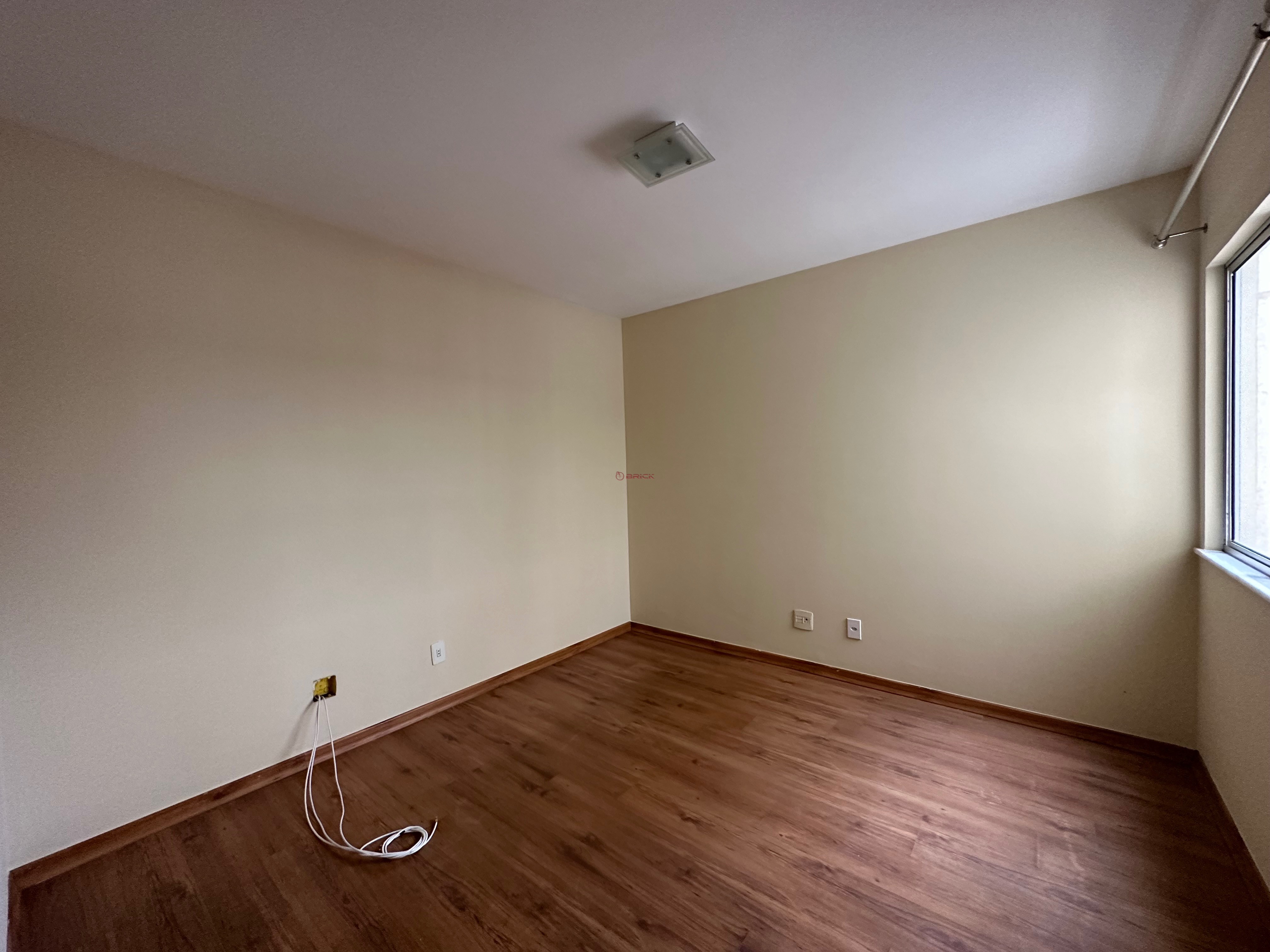 Apartamento para alugar com 2 quartos, 65m² - Foto 5