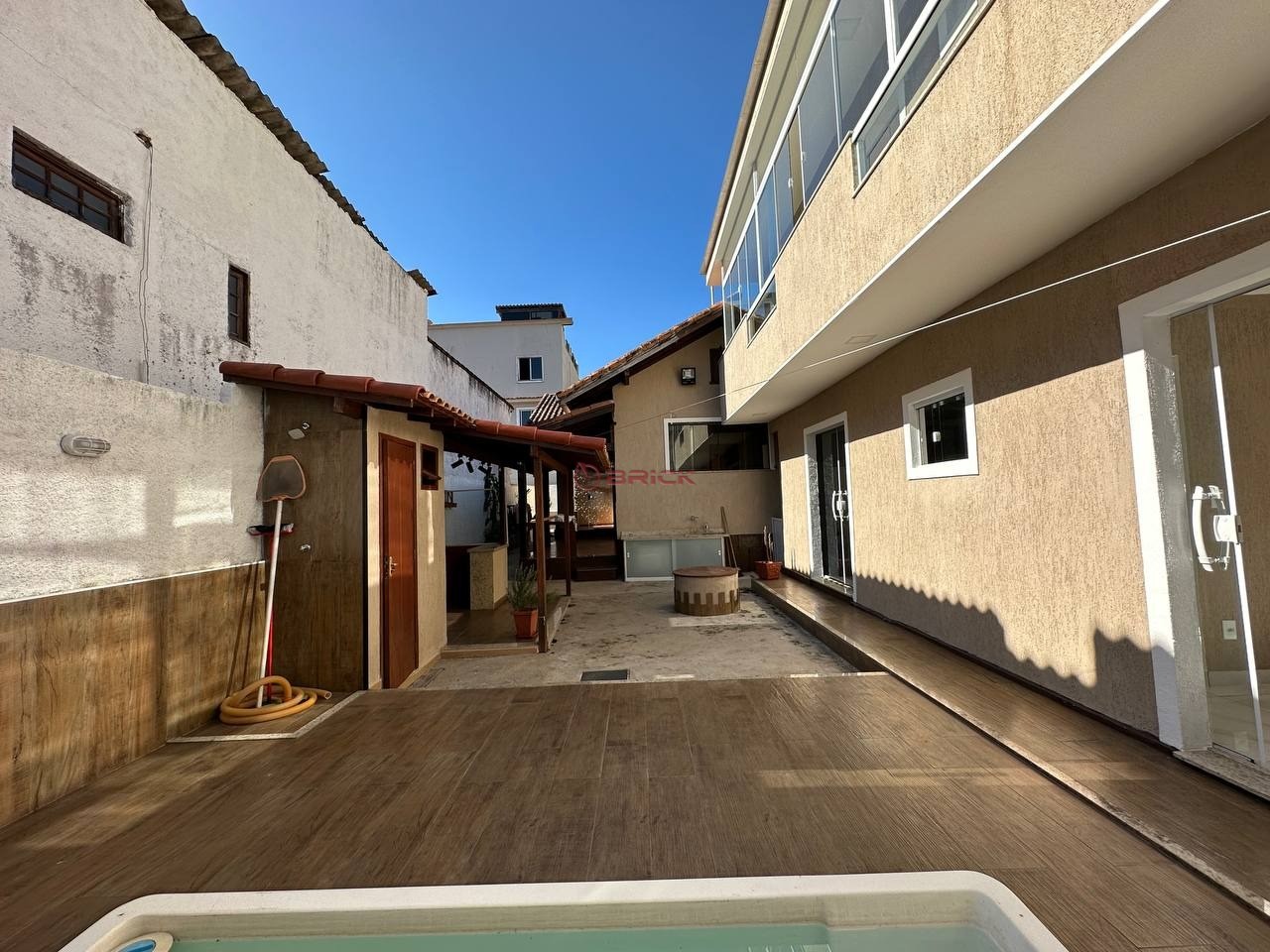 Casa à venda com 5 quartos, 250m² - Foto 5