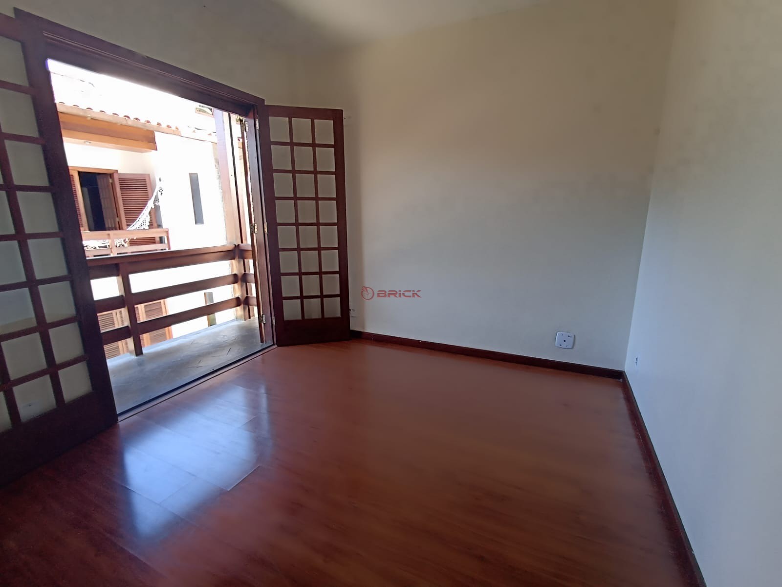 Casa à venda com 2 quartos, 90m² - Foto 5