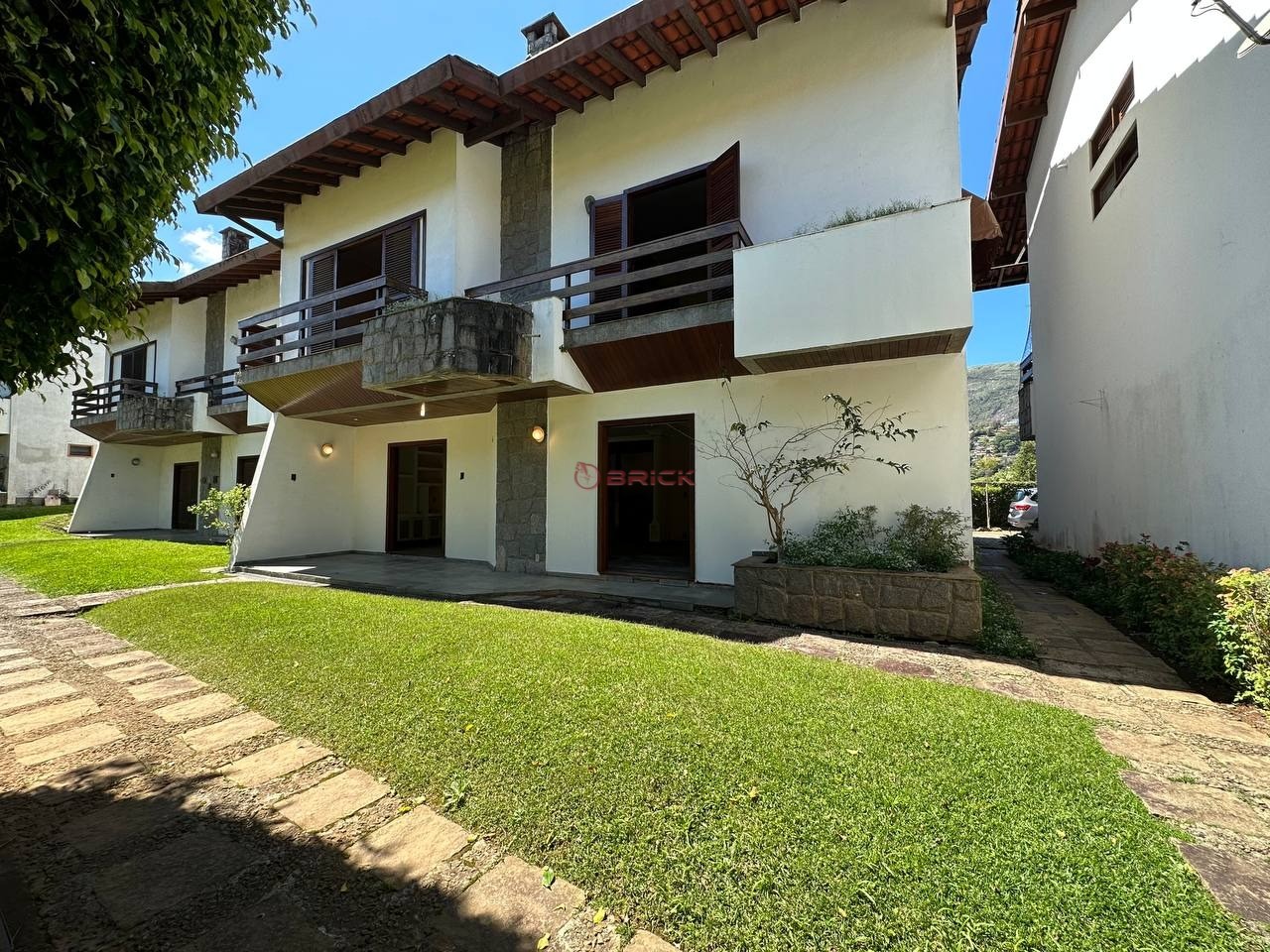 Casa à venda com 5 quartos, 211m² - Foto 65