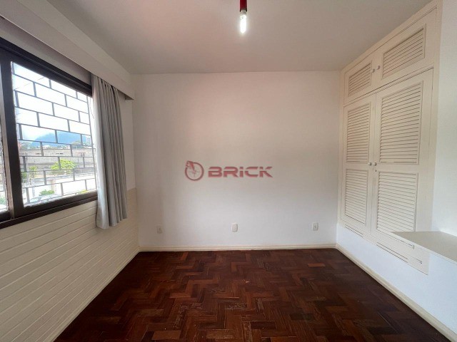 Casa para alugar com 2 quartos, 70m² - Foto 11