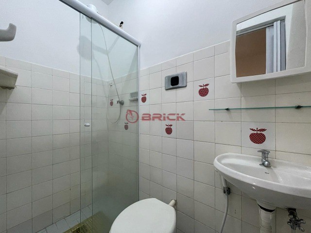 Casa para alugar com 2 quartos, 70m² - Foto 15