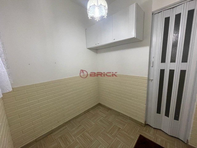 Casa para alugar com 2 quartos, 70m² - Foto 14