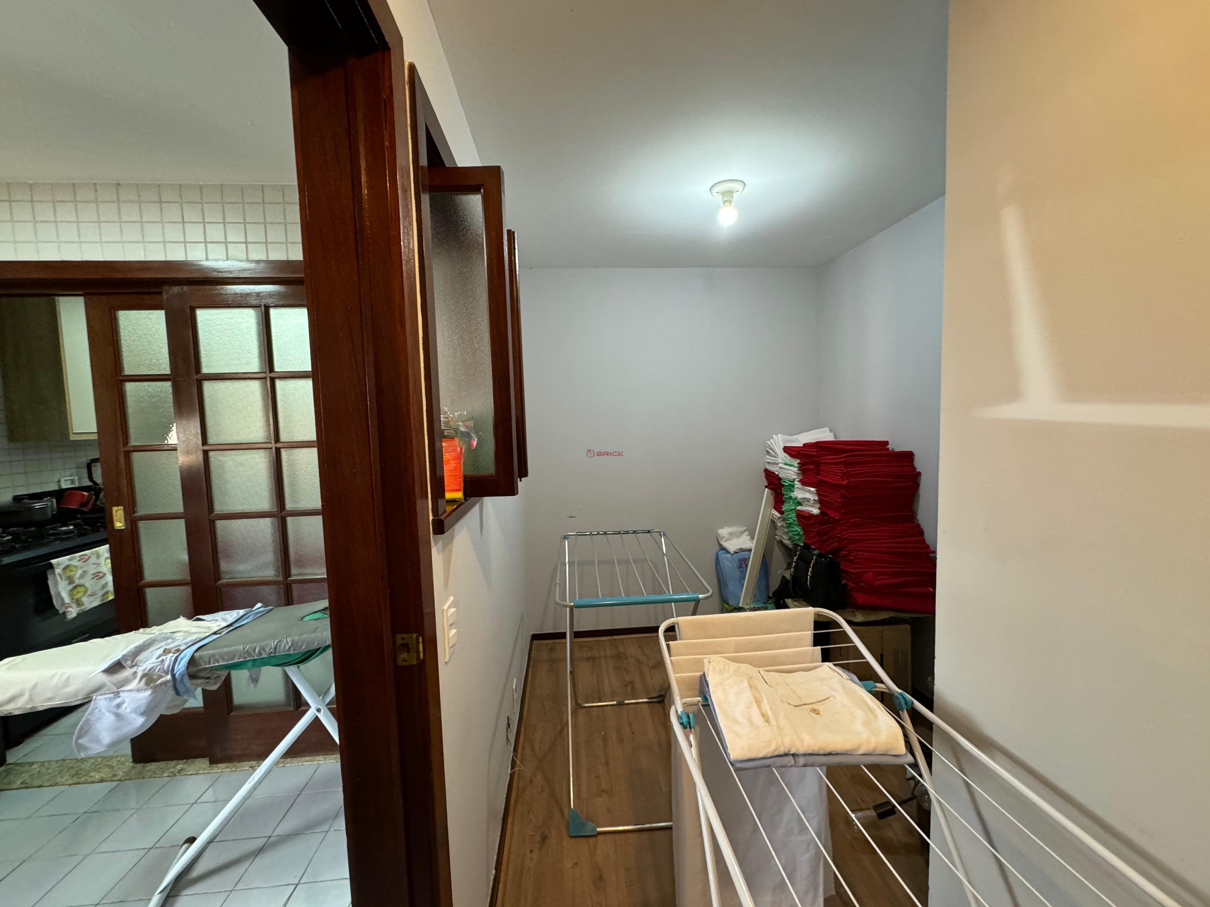 Apartamento à venda com 3 quartos, 150m² - Foto 15