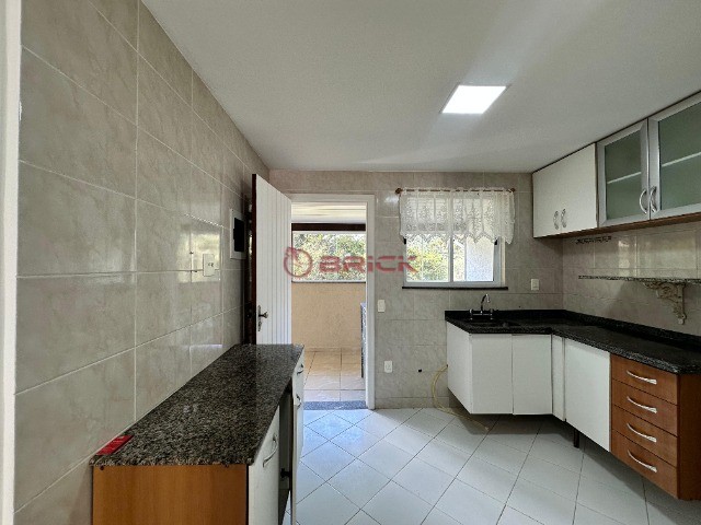 Casa à venda com 3 quartos, 128m² - Foto 12