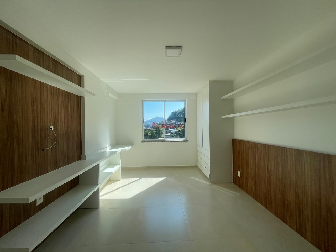 Apartamento para Alugar em Santa Cecília, Teresópolis - RJ - Foto 1