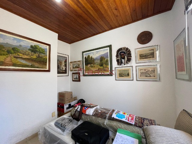 Casa à venda com 3 quartos, 160m² - Foto 13