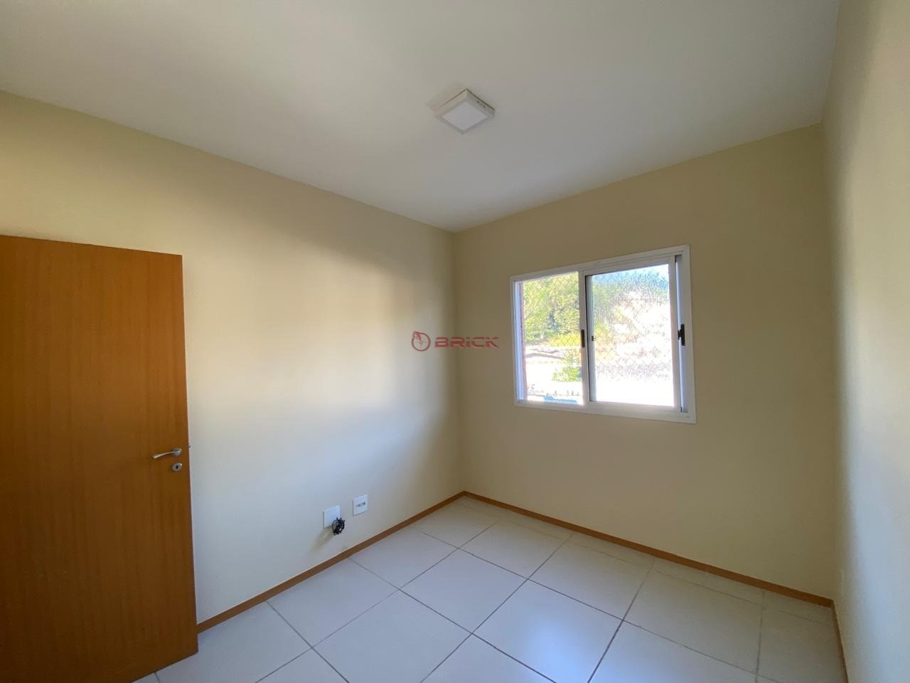 Apartamento à venda com 2 quartos, 70m² - Foto 7