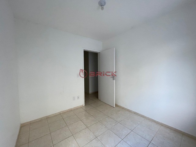 Apartamento à venda com 2 quartos, 49m² - Foto 10