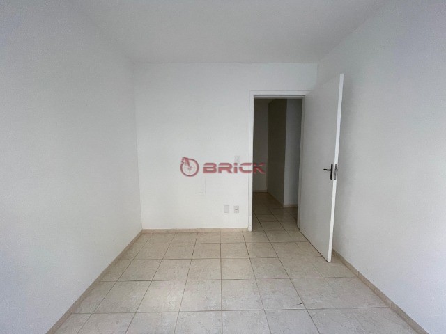 Apartamento à venda com 2 quartos, 49m² - Foto 9