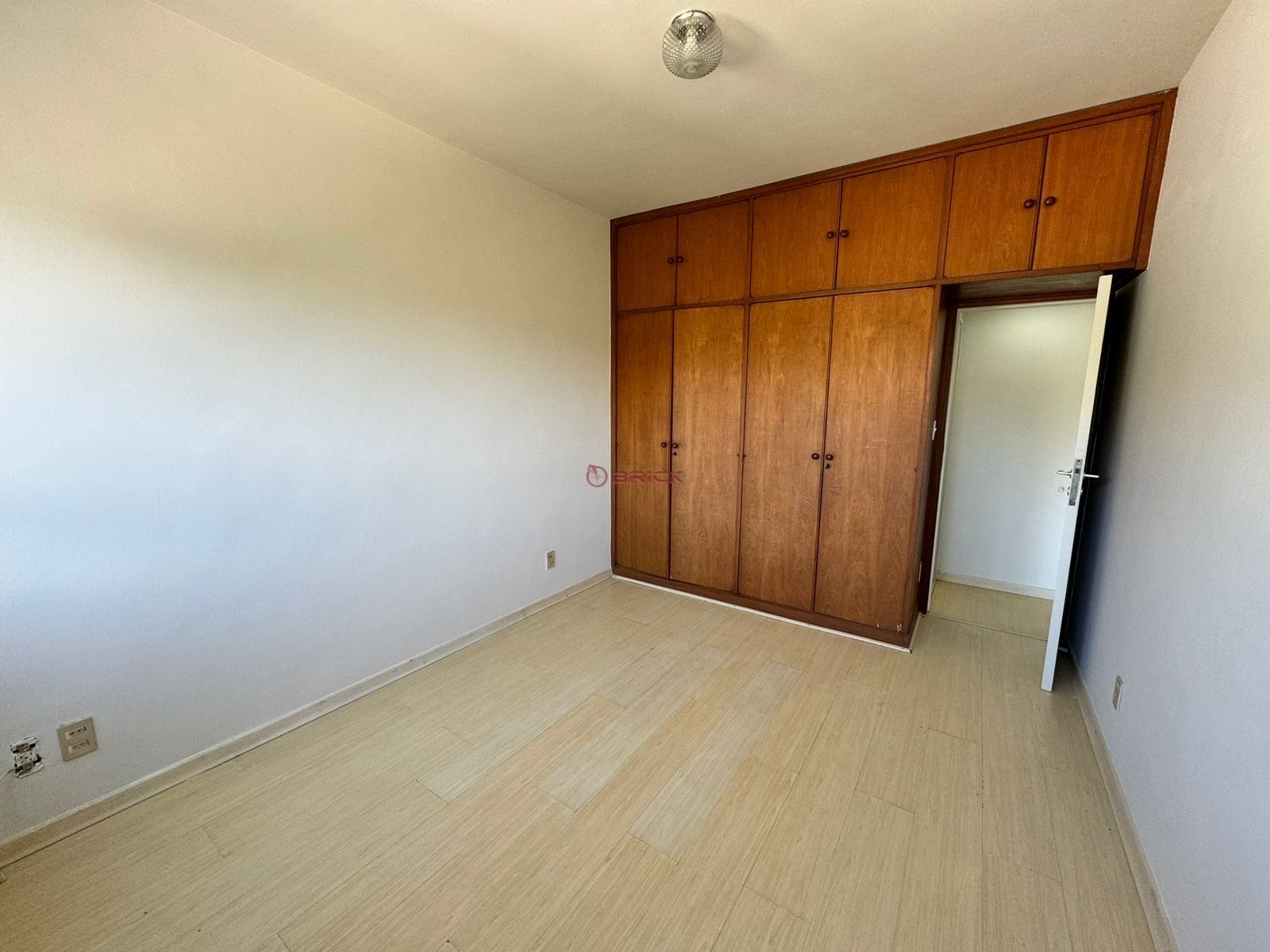 Apartamento à venda com 1 quarto, 42m² - Foto 5