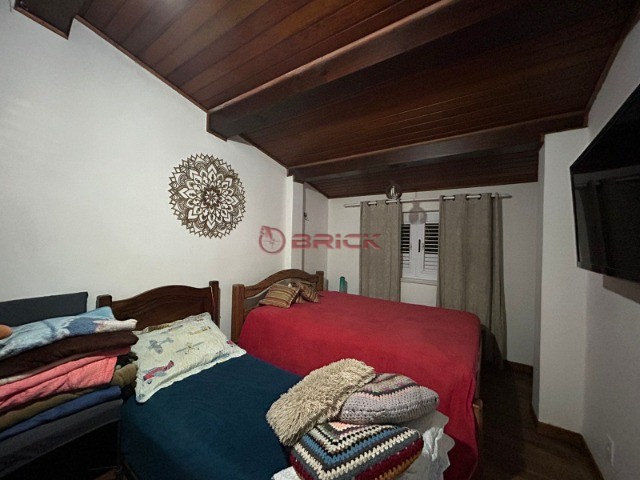 Casa à venda com 1 quarto, 60m² - Foto 9